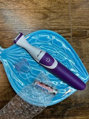 Philips BikiniGenie Cordless Women's Bikini Line Trimmer